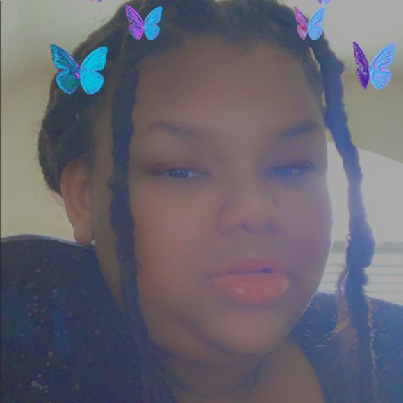 Meet your Posher, Amaya - Picture 1 of 1